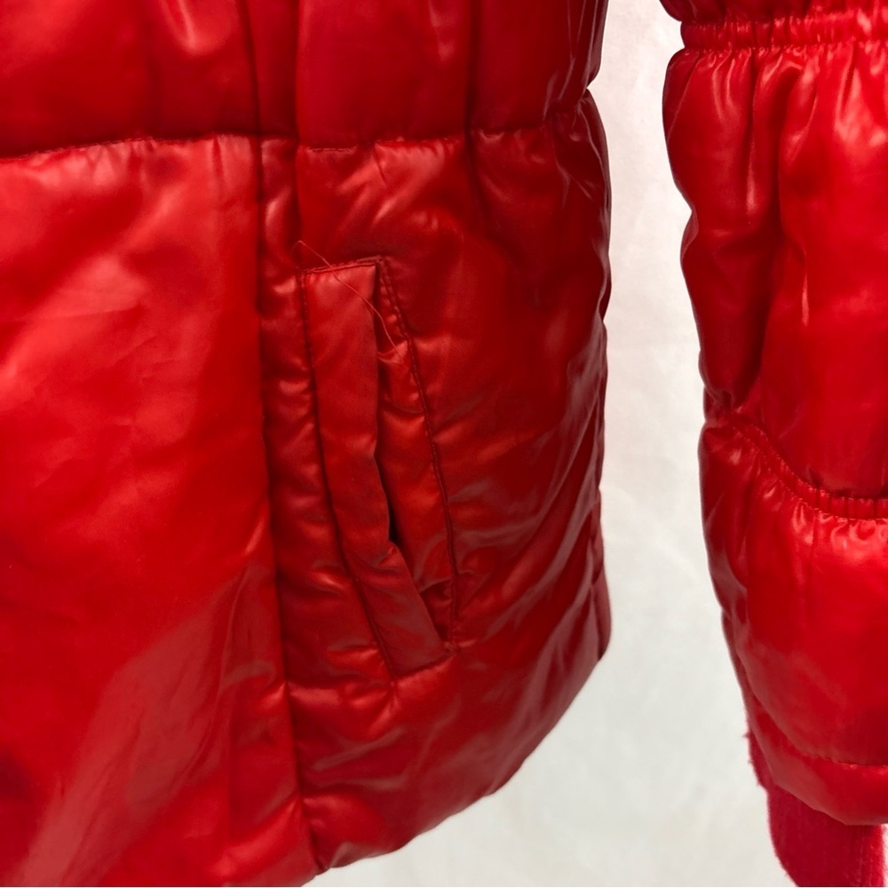 Y2K South Pole Size L Cropped Red Jacket Coat Fur Trim Hood And Gold Accents - Picture 10 of 15